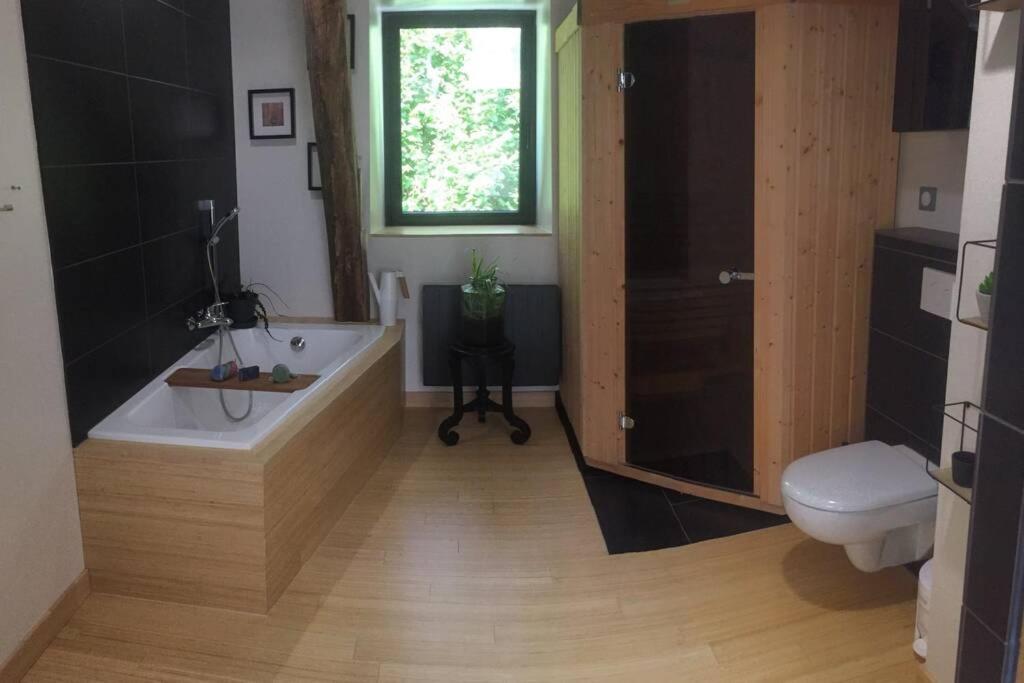 Les Dependances Ferienhaus Courtivron